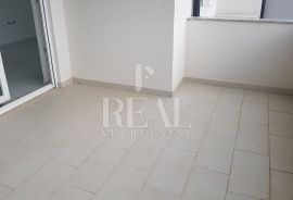 CRIKVENICA-LUKSUZAN STAN SA POGLEDOM, 3S+DB, DVA BALKONA I PARKIRNA MJESTA, Crikvenica, Appartement