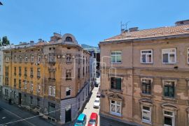 Četverosoban stan Marijin Dvor prodaja, Sarajevo Centar, Apartamento
