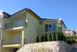 Dvospratna kuća sa pogledom na more u Igalu, Herceg Novi, Σπίτι