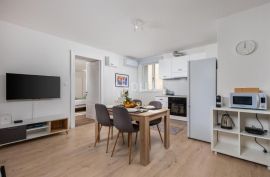 RIJEKA, CENTAR - novoadaptirani apartman, prilika za investiciju, Rijeka, Appartamento