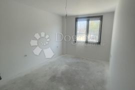 Prostran 3s stan na Trešnjevci, Novogradnja 115m2, Trešnjevka - Sjever, Flat