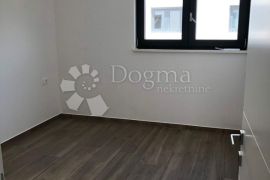 ROGOZNICA- 1.KAT U MODERNOJ NOVOGRADNJI UZ MORE, Rogoznica, شقة