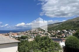 Senj, kuća s okućnicom, Senj, Ev