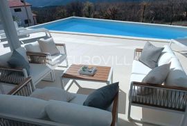 Istra, Labin luksuzna vila atraktivne arhitekture s bazenom i pogledom na more, Labin, Ev