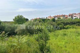 Na prodaju građevinsko zemljište u Vinkuranu, Medulin, Land