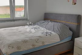 MALINSKA - APARTMAN S POGLEDOM NA MORE, Malinska-Dubašnica, Stan