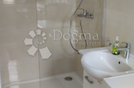 Turnić, stan za najam 2S+Db, Rijeka, Appartement