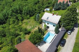 Kuća sa bazenom 150m2, Bojnik, Sarajevo Novi Grad, Casa