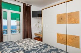 OPATIJA, CENTAR - Stan 20 m od mora s 2 balkona, Opatija, Kвартира