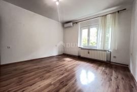 RIJEKA, BULEVARD - 3SKL prizemlje talijanske vile s okućnicom i konobom, Rijeka, Appartement