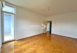 Krnjevo, uredan 2-soban stan s lođom, Rijeka, Appartement