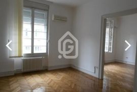 Autentičan salonac, Resavska ID#1289, Vračar, Appartment