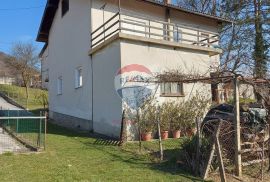 KUĆA 200m2, PUTKOVEC, BLIZINA ĐURMANCA, Đurmanec, Haus