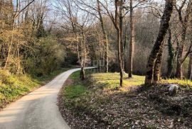 ISTRA, PAZIN - Građevinsko zemljište u mirnom naselju, Pazin, Terreno