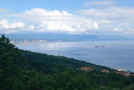 OPATIJA, POLJANE - Prekrasna samostojeća kuća s bazenom, garažom i pogledom na more, Opatija - Okolica, Дом