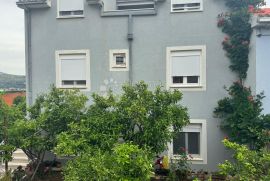 Prodaje se kuća na Čiovu - Savršena prilika za investiciju!, Trogir, بيت