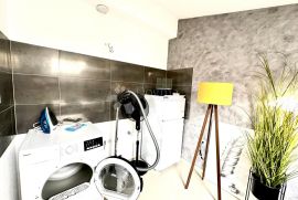 PENTHOUSE Crikvenica 162m2 sa pogledom na more, Crikvenica, Appartment