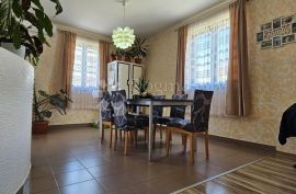 Jedinstvena prilika: Dva lijepa stana u blizini Arene, Pula, Appartamento