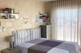 Lusuzni stan s podzemnom garažom u centru Rovinja, Rovinj, Appartment