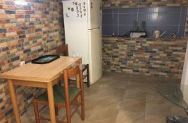 Apartman 68m2 u centru Crikvenice, Crikvenica, شقة