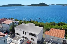 DRAGE  PAKOŠTANE - LUXURY APARTMENT FIRST LINE TO THE SEA - A1, Pakoštane, Διαμέρισμα