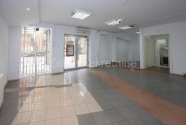 Zemun, Gornji grad, lokal od 212m2, Zemun, Propriedade comercial