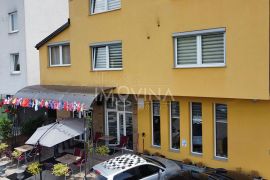 Poslovni objekat (Hostel) 660 m2, Zenica, Zenica, Propriedade comercial