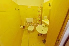 Poslovni objekat (Hostel) 660 m2, Zenica, Zenica, Propriedade comercial