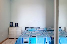 OPATIJA - etaža kuće podjeljena u dva stana, Opatija, Appartment