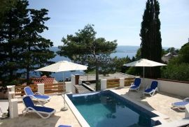 Marušići - Dvije kuće s bazenom i otvorenim pogledom na more !!!, Omiš, Maison