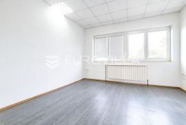 Novi Zagreb, Lučko, poslovni prostor s osam ureda 174 NKP  m2, Zagreb, Propriedade comercial