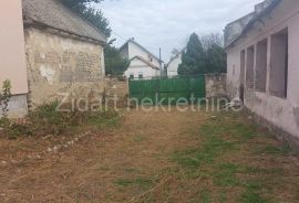 Surduk, Brđanska, kuća 182m2, 57 ari, Stara Pazova, Haus