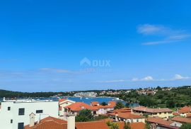 ISTRA, BANJOLE - Prekrasni penthouse s pogledom na more + garaža!, Medulin, Appartamento