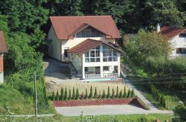Samostojeća kuća sa bazenom, Krapinske Toplice - Jurjevec, Krapinske Toplice, Σπίτι
