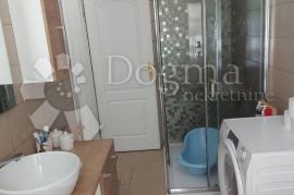 Sececijski stan u centru Osijeka, Osijek, Apartamento