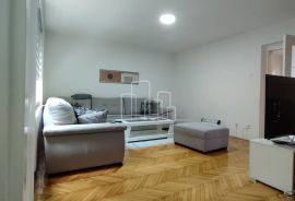 Trosoban stan 73m2 Odobašina Centar, Sarajevo Centar, Appartement