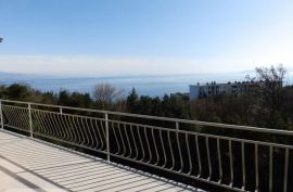 OPATIJA, poslovno - stambena kuća od 573 m2 s pogledom na more, Opatija, House