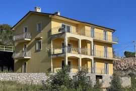 OPATIJA, poslovno - stambena kuća od 573 m2 s pogledom na more, Opatija, Famiglia