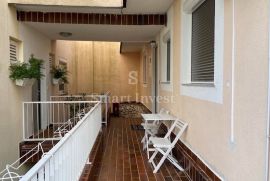 OPATIJA, renoviran stan 1S+DB na odličnoj lokaciji u blizini mora, Opatija, Flat