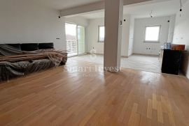 OPATIJA, dvoetažni stan 4S+DB, balkon, pogled na more, prodaja, Opatija, Appartement