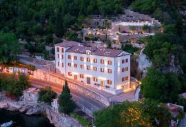 OPATIJA, vrhunski stan 2S+DB, s vrtom, luksuzan resort 1. red do mora! (AP10), Opatija, شقة