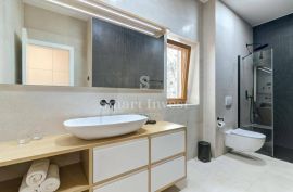 OPATIJA, vrhunski stan 1S+DB, s vrtom u luksuznom resortu 1. red do mora! (AP8), Opatija, Apartamento