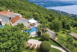 OPATIJA, PROSTRANA KUĆA SA ZADIVLJUJUĆIM POGLEDOM NA CIJELI KVARNER!, Opatija, Casa