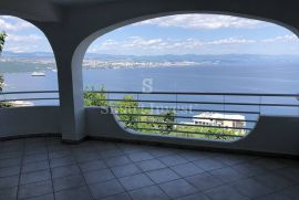 OPATIJA, odličan stan od 150 m2, 2S+DB, s panoramskim pogledom na Kvarner, Opatija, Διαμέρισμα