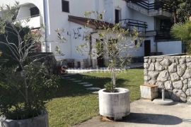 OPATIJA, iznajmljuje se stan od 111,37 m2, Opatija, Apartamento