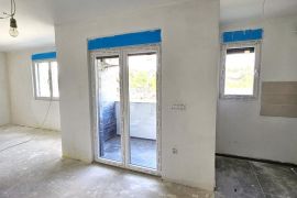 Nov, lux, 65m2, 2.5, parking mesto ID#1738, Surčin, Appartement