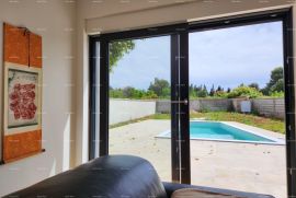 Kuća Istra, Ližnjan, 1 km do centra Medulina, nova moderna kuća sa bazenom za odmor., Ližnjan, Σπίτι