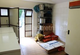 Istra, Žminj,POSLOVNA PRILIKA-restoran,dvije sale i terasa + stan 65m2, Žminj, Ticari emlak