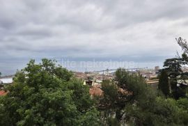 Rijeka, Vojak - prodaja stana sa balkonom i pogledom na more!, Rijeka, Stan