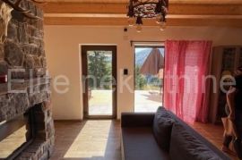 Stari Laz - prodaja vikend kuće od 72m2!, Ravna Gora, House